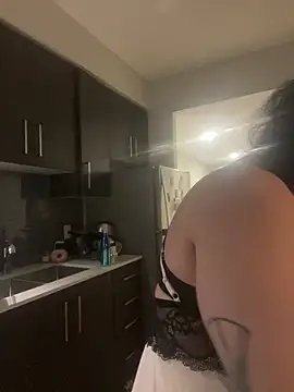 دردشة holyeroticss الجنسية المباشرة