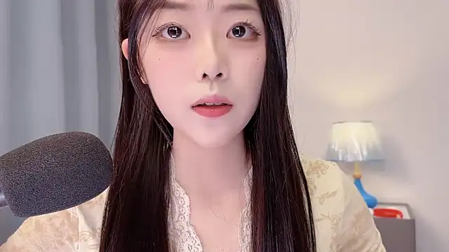 Chat XXX en directo de smalldaisy