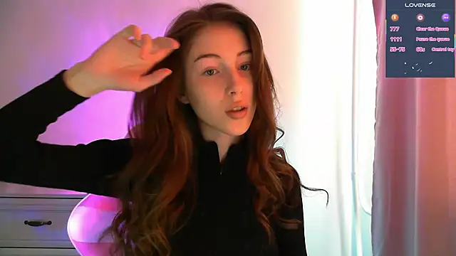 eskatmi's Live XXX Chat