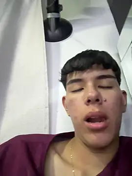 CAROLYNFOSTERn Webbikameraesitys