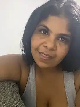 Онлайн чат XXX QueenLatinaMistress