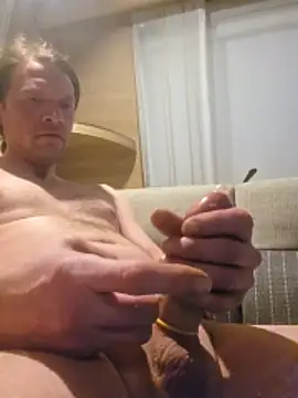 Ebinator666 Chat XXX live