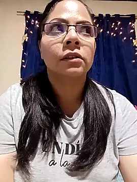 Czat XXX na żywo – ROUSSE_SINCLAIR