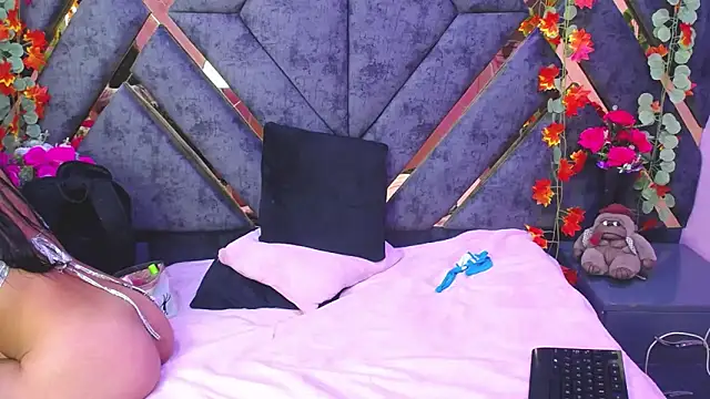 Chat XXX Live Avi_Thomsonn