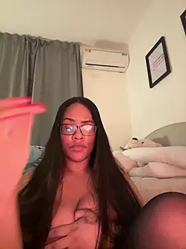 Chaniita's Webcam Show