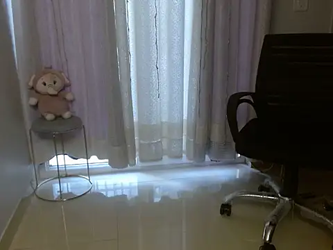 XXX chat uživo modela Queen_of_nigth