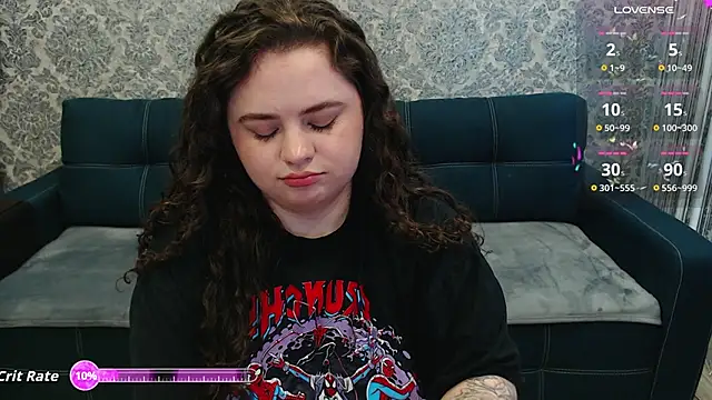 LunaRoub's Live XXX Chat