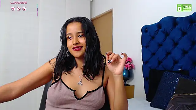 Онлайн чат XXX Lili666_