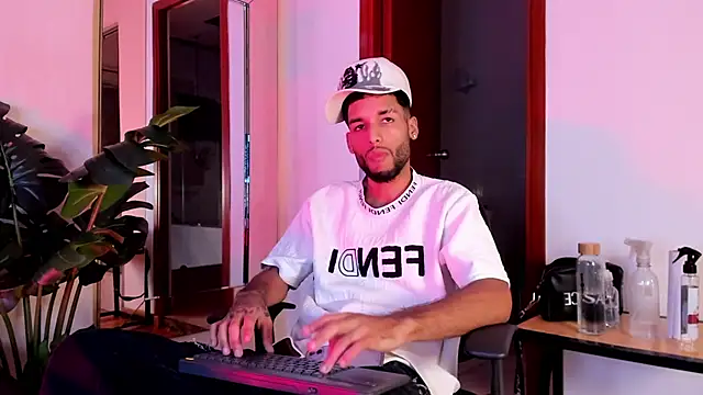 Thiagoferreti 在線直播表演