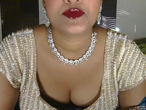 hotee_bhabi Webcam show