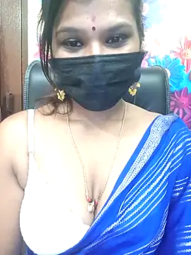 Premalatha_28 Show Webcam