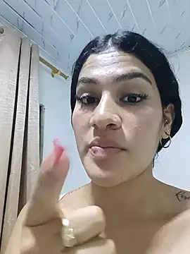 LunnaGlow Chat XXX in diretta