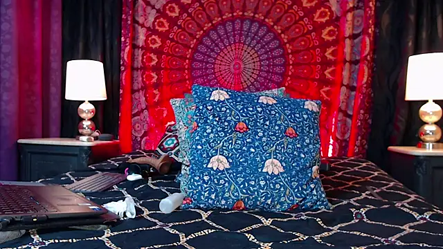 Zahra_Elena 即時 XXX 聊天