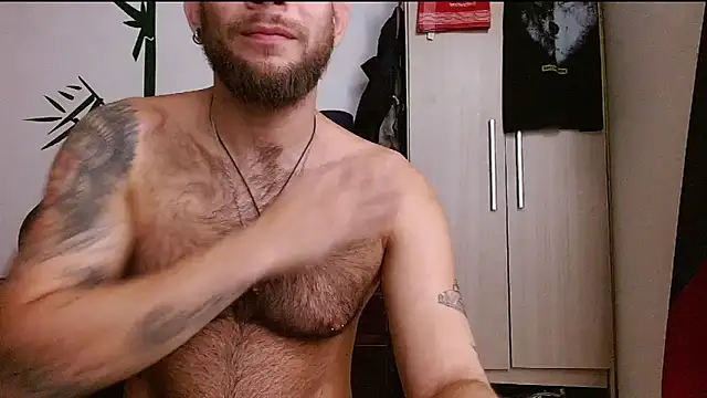 Pertunjukan Kamera Web DominanThewolff