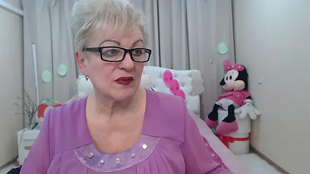 Chat +18 de KayleSmoll ao vivo