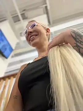 NewLale Chat XXX in diretta