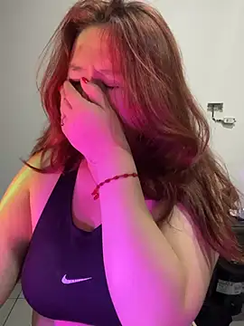 Chat XXX en directo de AliaMiller_