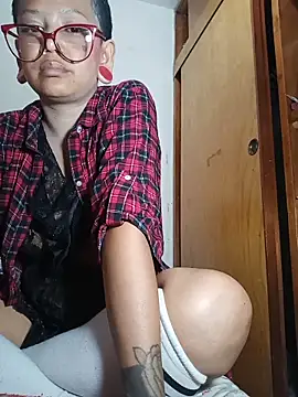 แชท XXX สดของ xblackstarX1