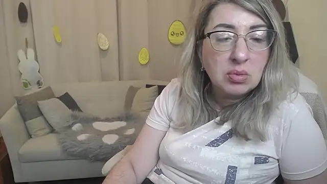 Онлайн чат XXX KKMimiKK