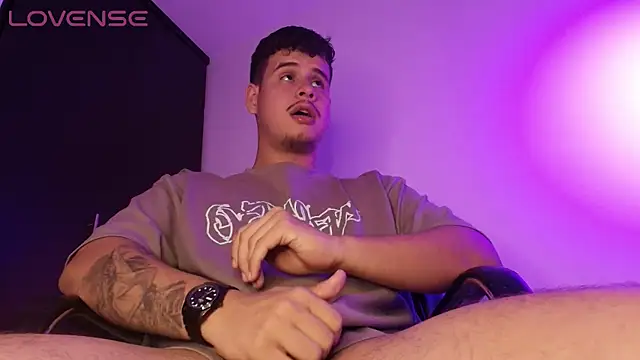 BjornSteel's Live XXX Chat