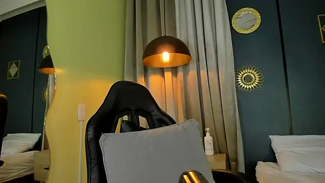 lia_sexx19 Chat XXX live