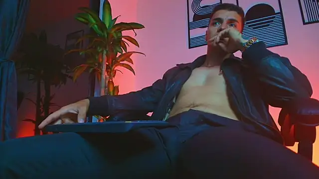 Czat XXX na żywo – ALPHA_DOMINUS_