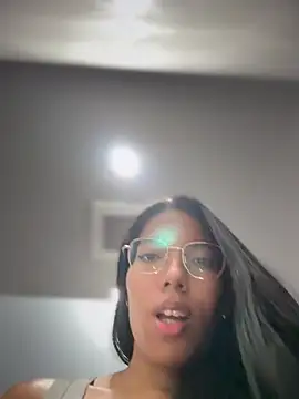 Pokazy przed kamerką – SheenaBrooke