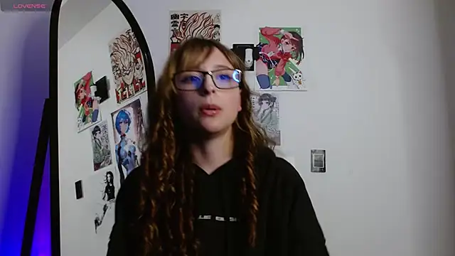 CelesteAyase Adlı Modelin Canlı XXX Sohbeti