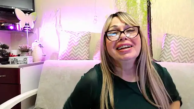 SusieNoreen 라이브 XXX 채팅