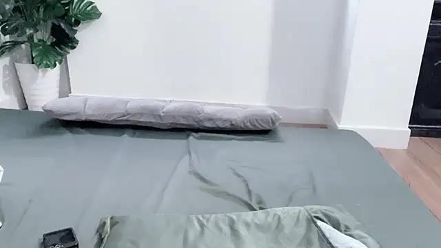 Ni-Ni_2K 라이브 XXX 채팅