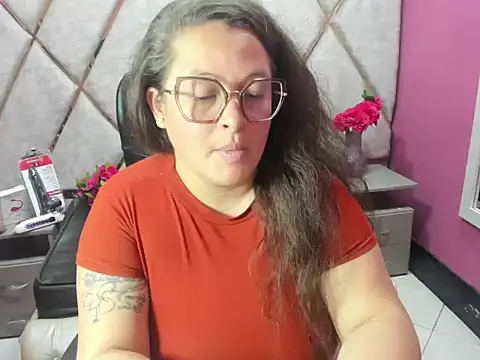 Sarah_Boobs_ 라이브 XXX 채팅