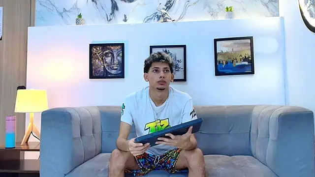 دردشة YOUNG_BOYS_HELL الجنسية المباشرة