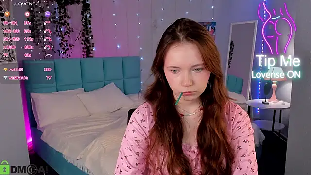 boozekirs_n Live XXX chat