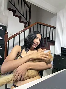 Violet_rousse7 Show in webcam