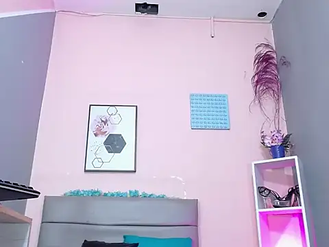 Chat +18 de angelamanjarrezcm ao vivo