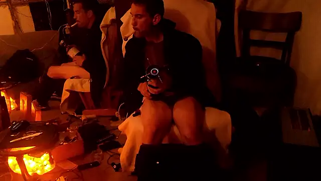 Haztogo4me's Webcam Show