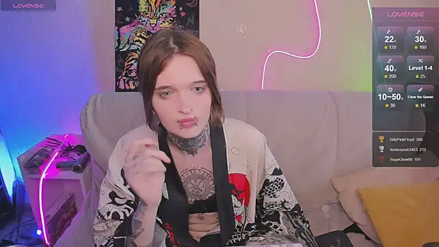 Chat +18 de Simona_Rain ao vivo