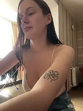 AuraaNova Webcam show