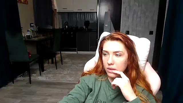 Reginasmilee Live XXX-Chat