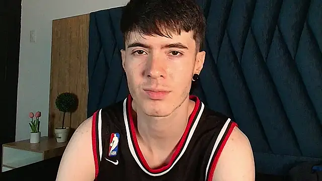 XXX chat uživo modela lio____