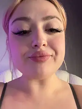 KellyMoors 现场XXX聊天