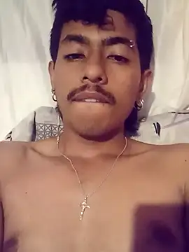 SkinniYamo ওয়েবক্যাম শো