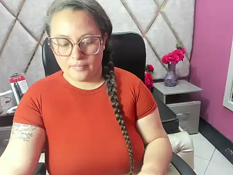 Sembang XXX Secara Langsung Sarah_Boobs_