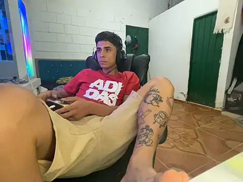 Czat XXX na żywo – Max_TheHorseDick