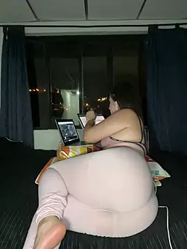 دردشة Amelia_laurent الجنسية المباشرة