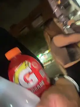 lindaandtony Pertunjukan Webcam