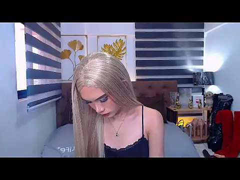 JuicyCockThea Adlı Modelin Canlı XXX Sohbeti