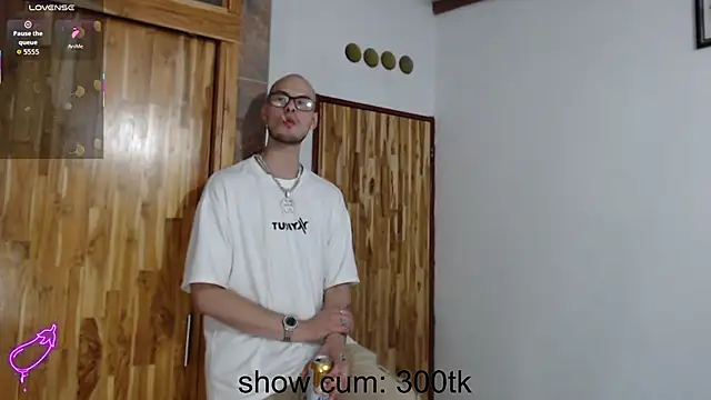 Vlad__night: вебкам-шоу