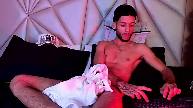 Thiagoferreti Webcam-Show