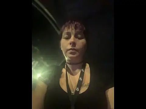 Babii_Nova Chat XXX in diretta